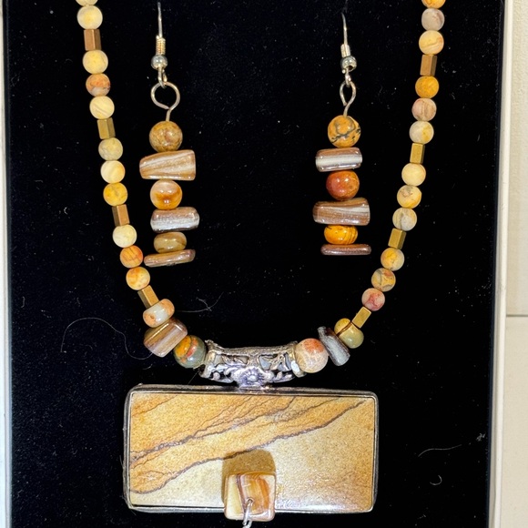 Elegant Brown Beaded Necklace and Earring Set - Picture 1 of 2